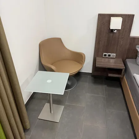 Zehnthof2a Wh02 Og - 2 Sz, 4 Betten *