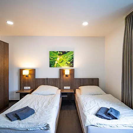 Zehnthof2a Wh02 Og - 2 Sz, 4 Betten * Pulheim